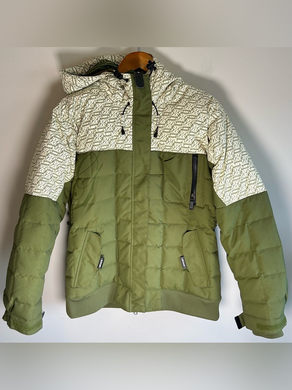 Vintage Grenade Coat Jacket Mens M Down Filled Magnetic Closure Fatigue Project